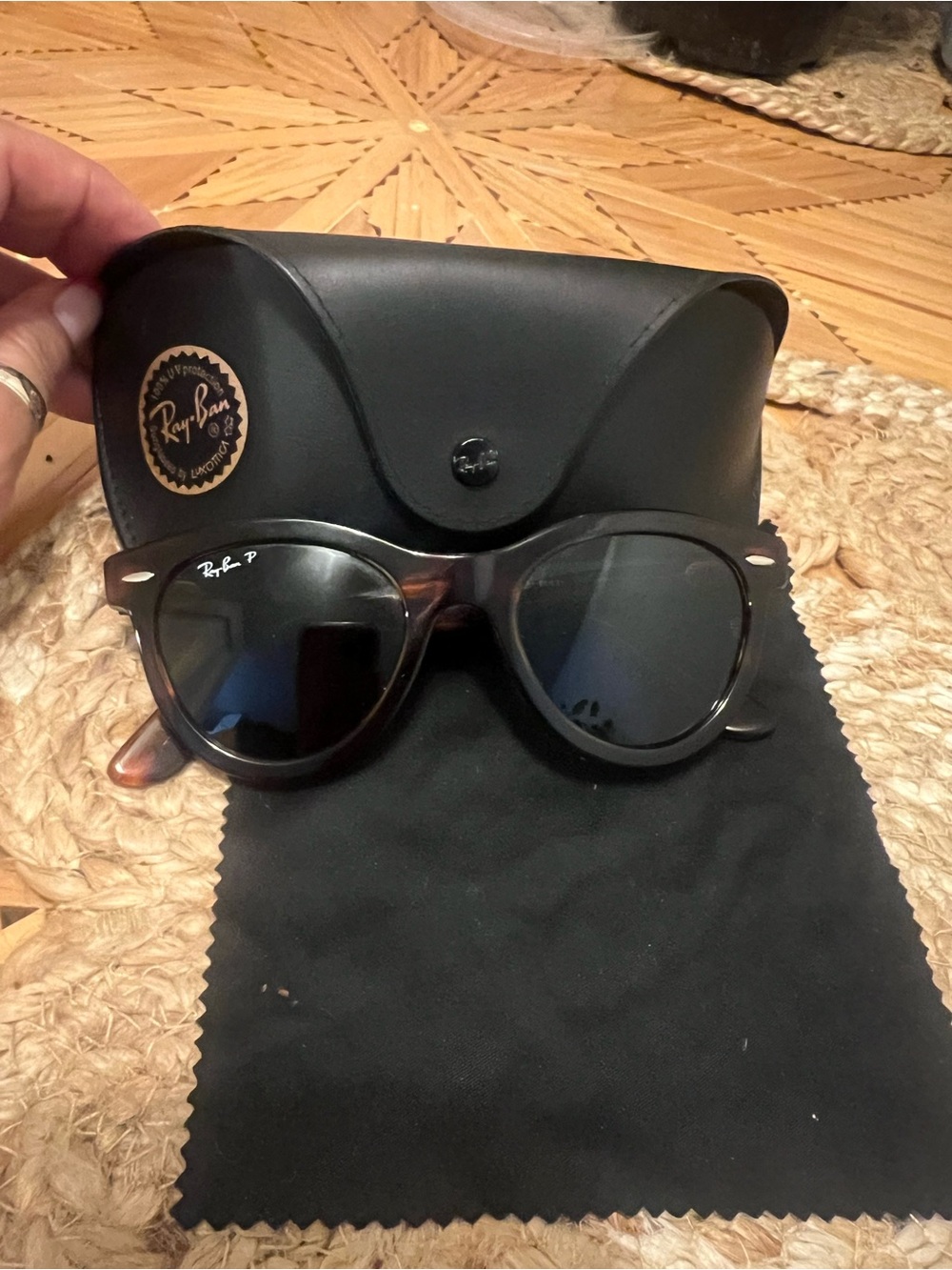 Ray-Ban Tortoiseshell Cat Eye Sunglasses - Brown/Black Lenses